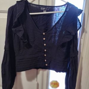 Black cropped blouse US sz 8